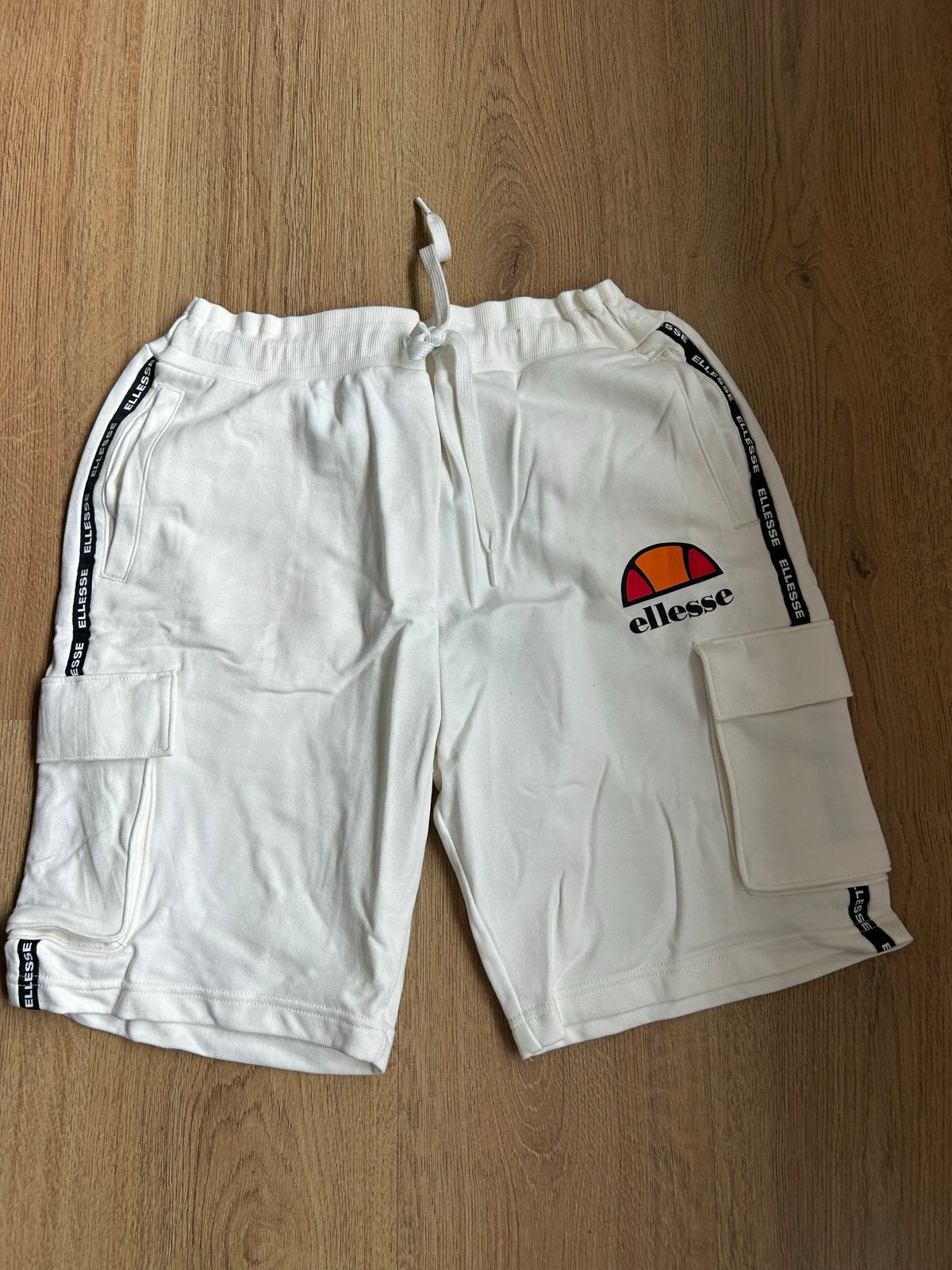 Ellesse Ecru Cargo Short, Ophalen of Verzenden, Nieuw, Maat 48/50 (M), Beige