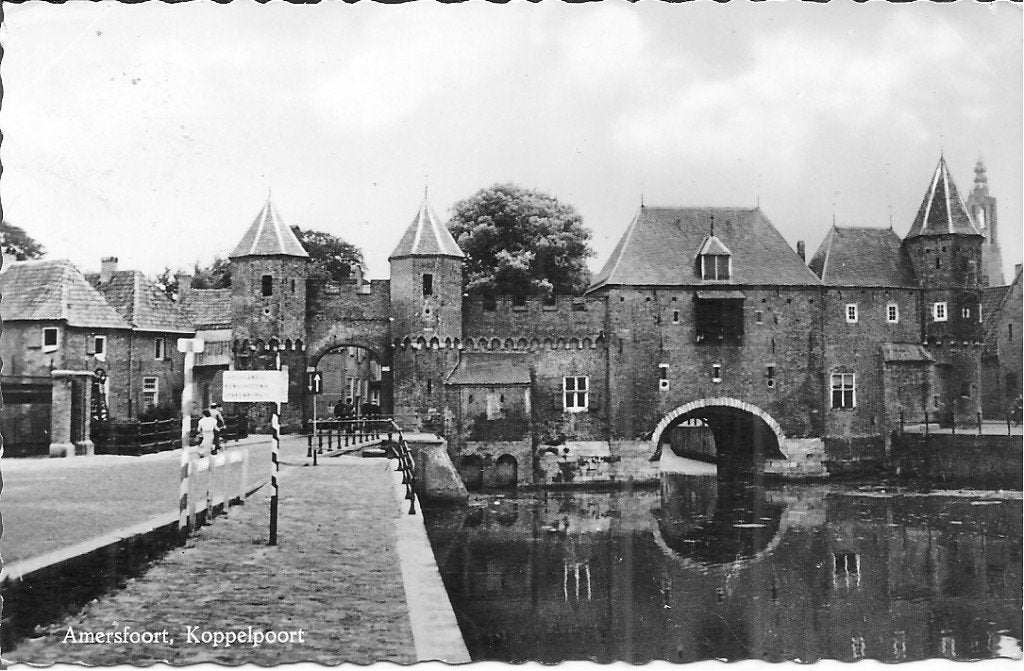 Amersfoort, Koppelpoort - Oude Ansichtkaart, Verzamelen, Ophalen of Verzenden, 1960 tot 1980, Gelopen, Utrecht