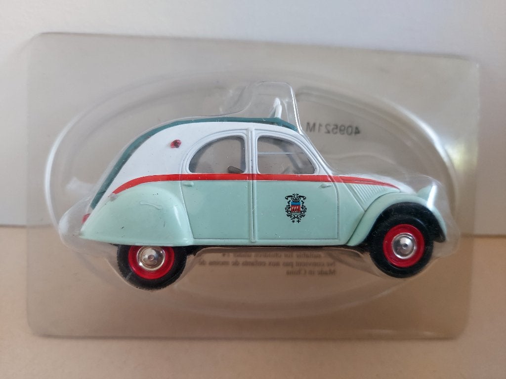 Citroen 2cv Taxi Parisiene 1/43 editions Hachette, Verzenden, Nieuw, Auto, Overige merken