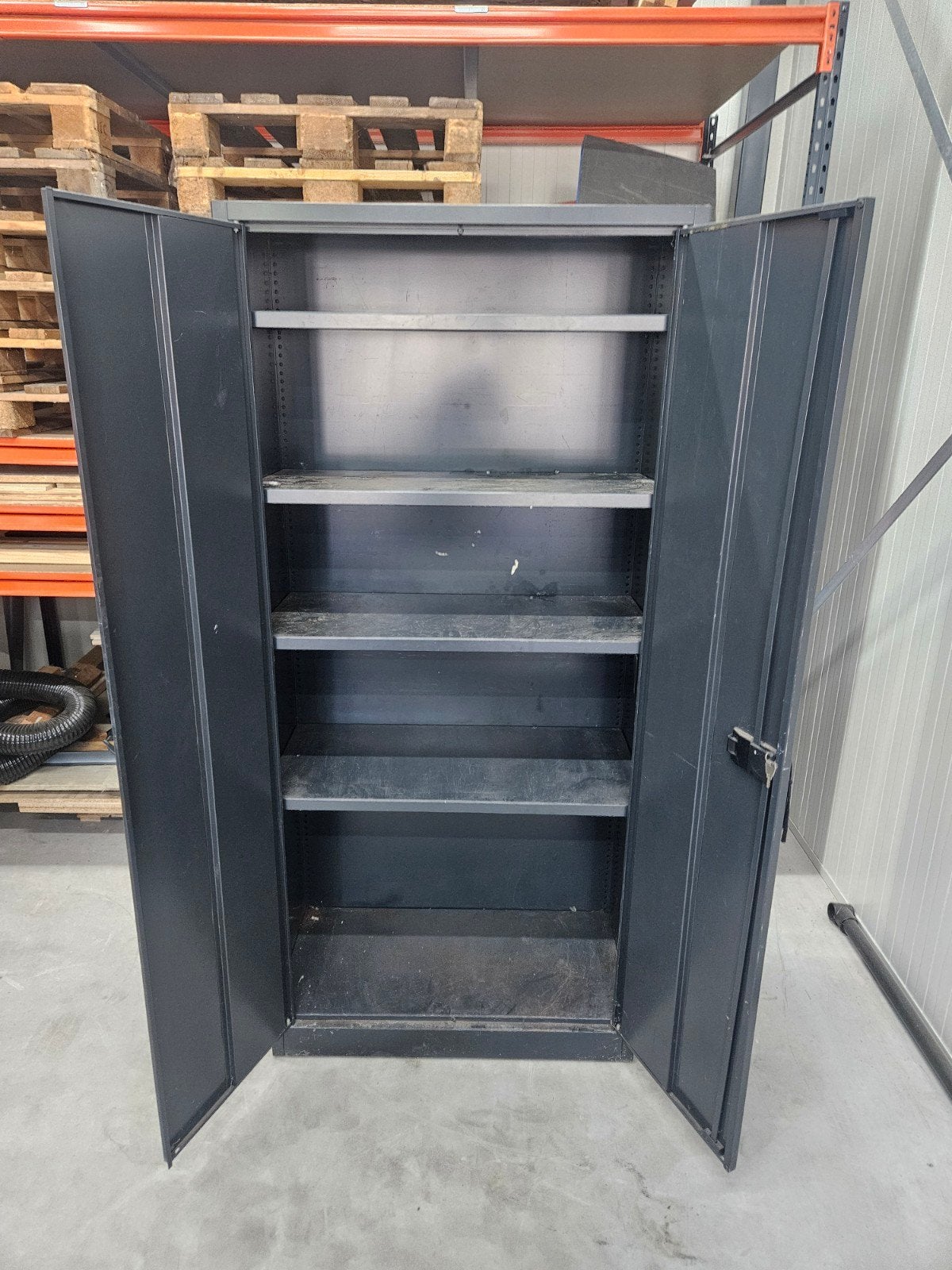 Metalen Archief/Werkplaats Kast met Sleutels - 195x90x45 cm, Ophalen