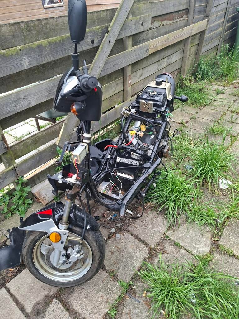Onderdelen scooter - frame, kappen, voorvork GY6, Ophalen of Verzenden, Gebruikt, Frame, Overige merken