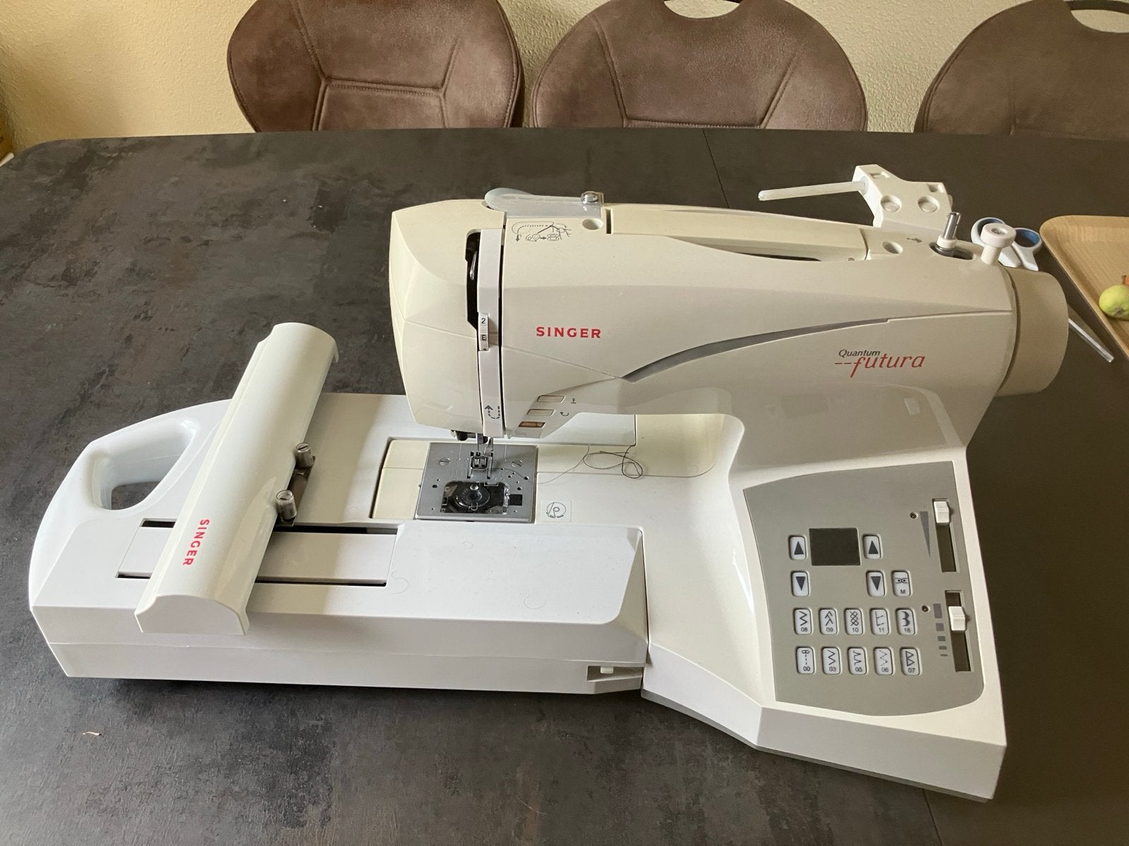 Singer naai- en borduurmachine incl software, Ophalen, Gebruikt, Naaimachine, Singer