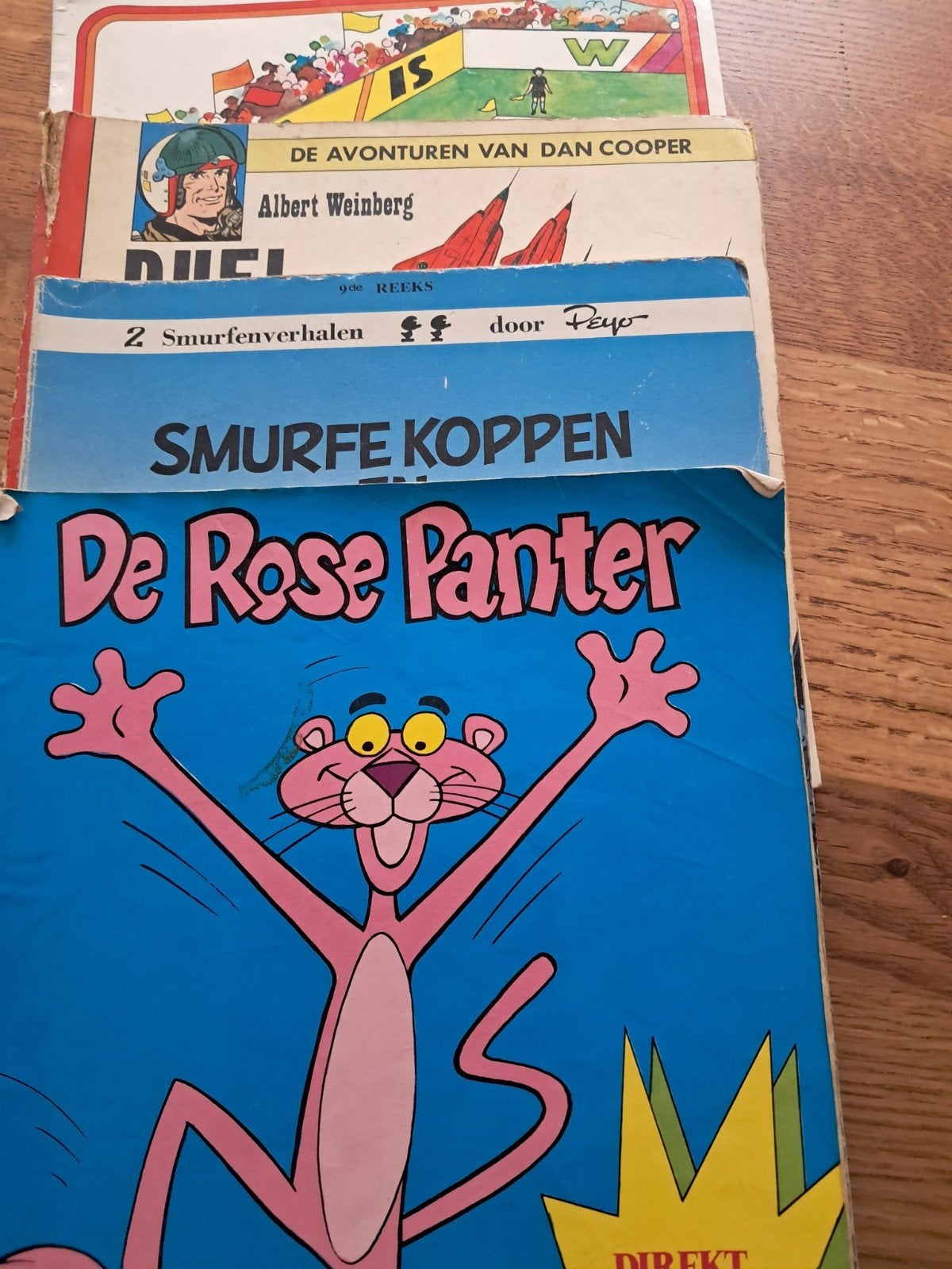 Stripboeken 4 stuks, Meerdere stripboeken, Ophalen of Verzenden