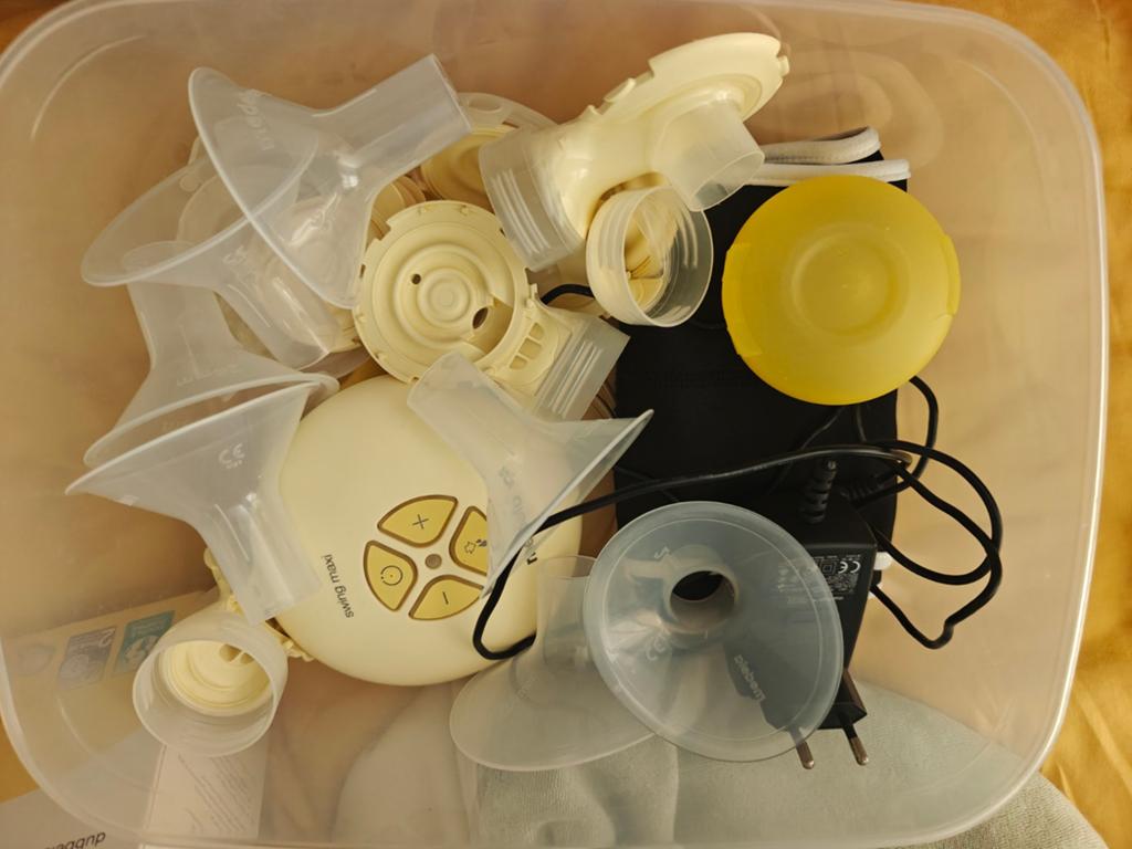Medela Swing Maxi kolfapparaat met accessoires, Ophalen of Verzenden