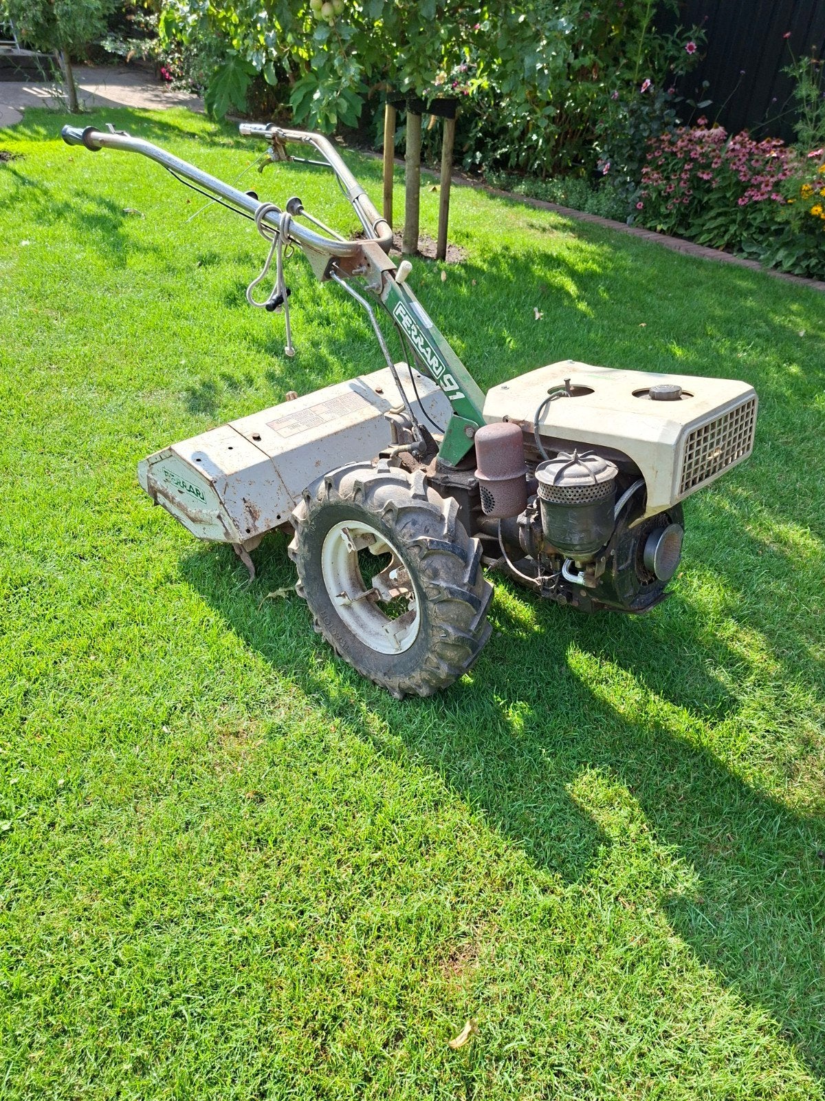 Ferrari 91 Tweeasser met frees / 2 wielige tractor, Tuin en Terras, Ophalen of Verzenden