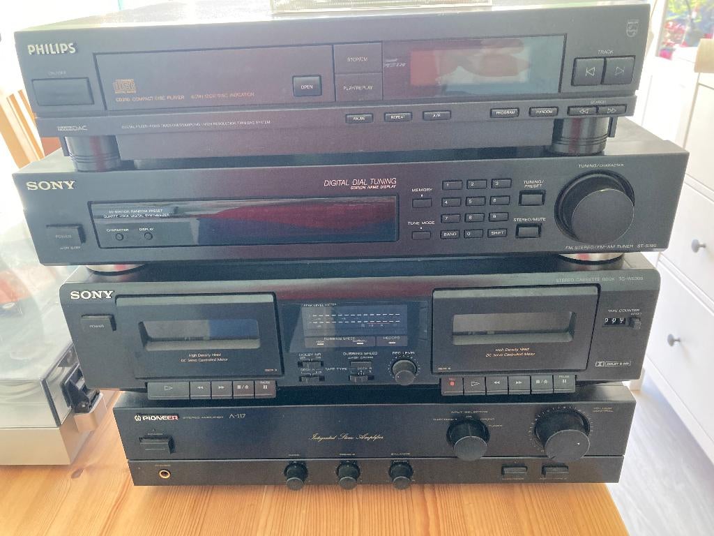 Stereo set met platenspeler., Ophalen, Philips, Gebruikt, Losse componenten