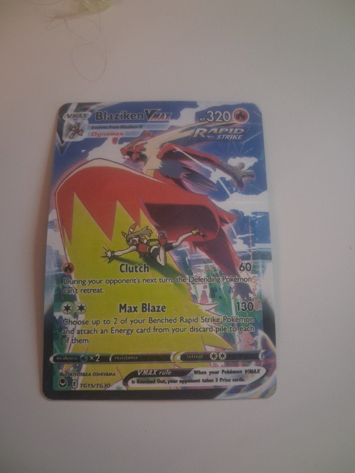 Blaziken VMAX Pokémon Kaart - Rapid Strike TG15/TG30, Ophalen of Verzenden, Gebruikt, Losse kaart