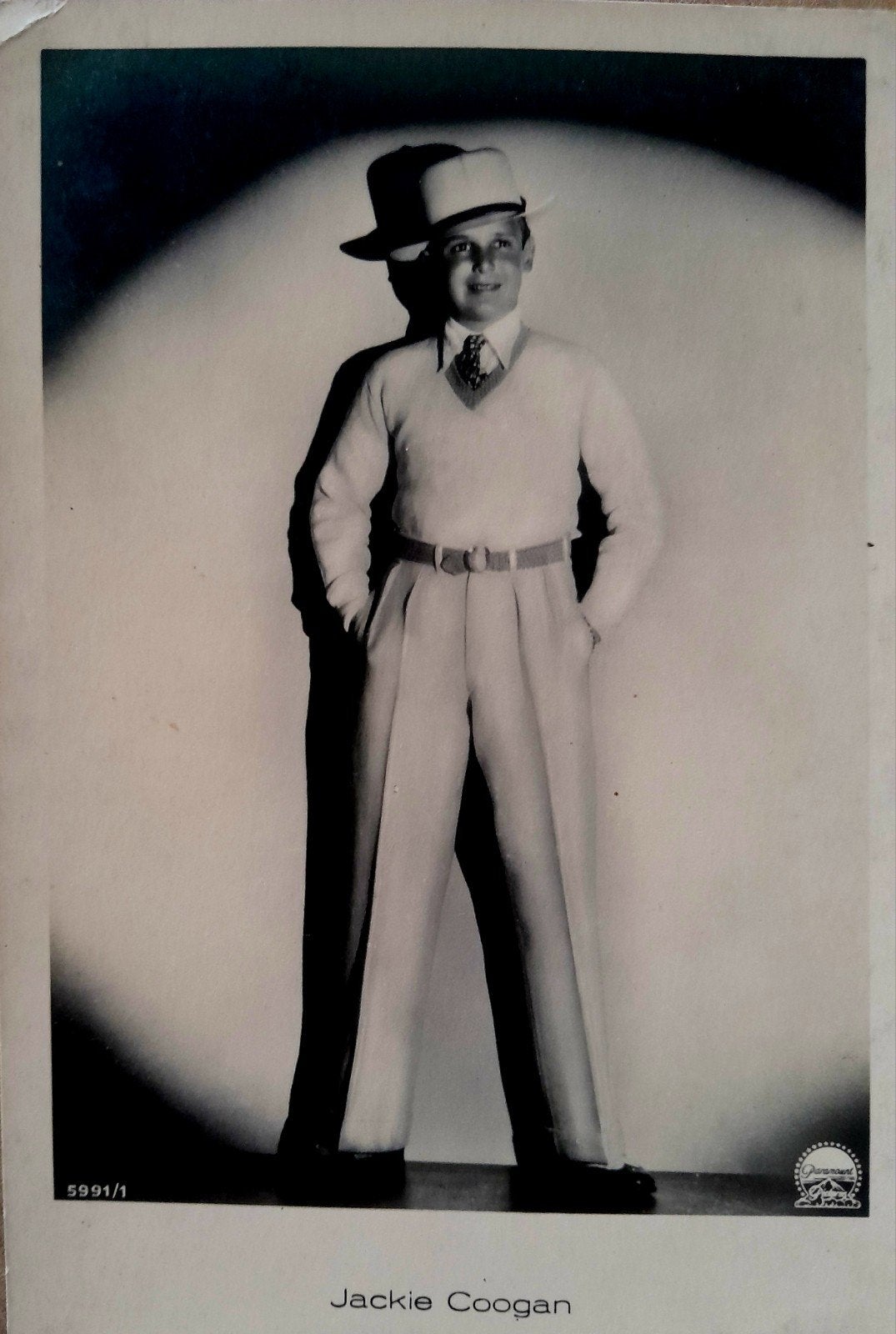 fotokaart Jackie Coogan, Ophalen of Verzenden, Zo goed als nieuw, Foto of Kaart