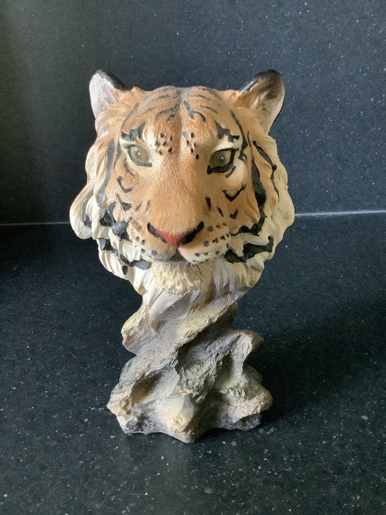 tijger figuur buste beeldje 12,5 cm hoog 7,50 euro, Verzamelen, Ophalen of Verzenden, Zo goed als nieuw