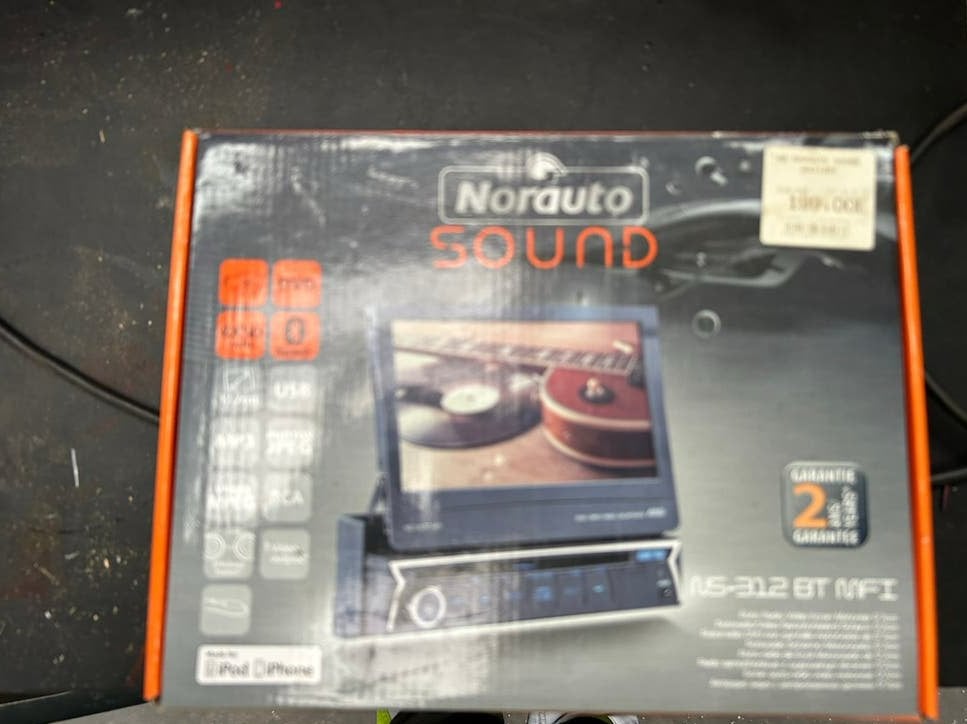 Auto radio met schuifbaar scherm, Ophalen of Verzenden, Zo goed als nieuw