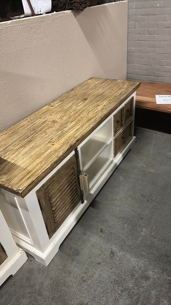 Amanda meubels in tilburg op=op, Ophalen, Outletliving7@gmail.com, Nieuw, Outlet