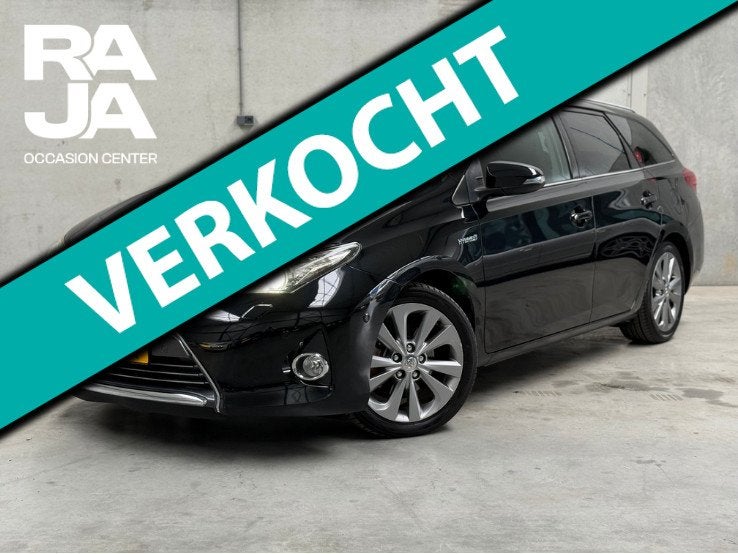 Toyota Auris Touring Sports 1.8 Hybrid Executive Pano JBL Na, Euro 5, Gebruikt, Zwart, Leder en Stof
