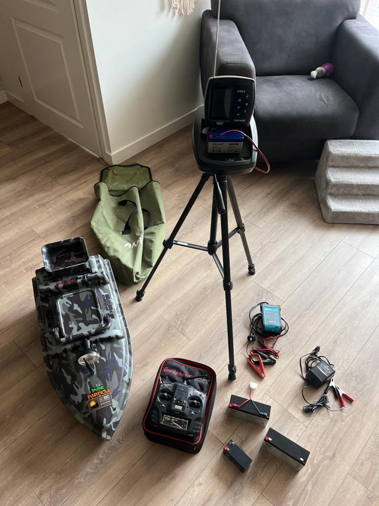 Voerboot set compleet met dieptemeter en accessoires, Ophalen, Gebruikt, Overige typen