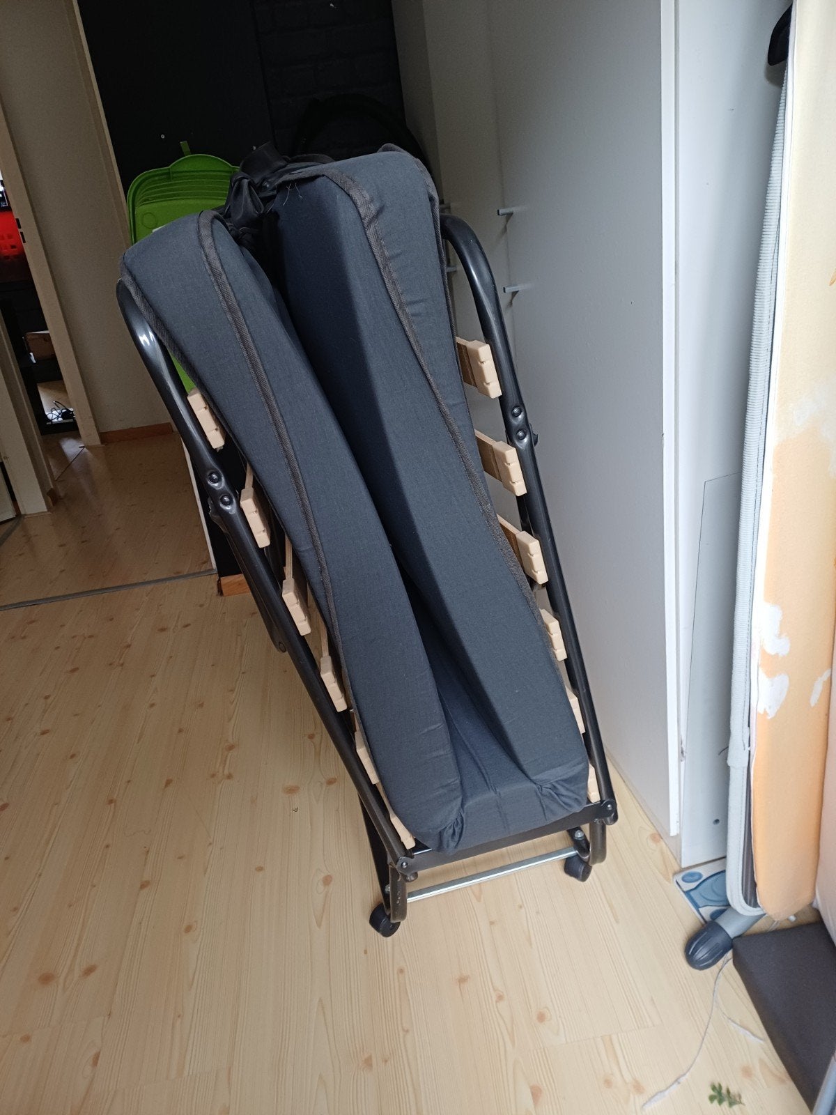 Opklapbaar logeerbed, Ophalen, Eenpersoons, 190 cm of minder, 80 cm