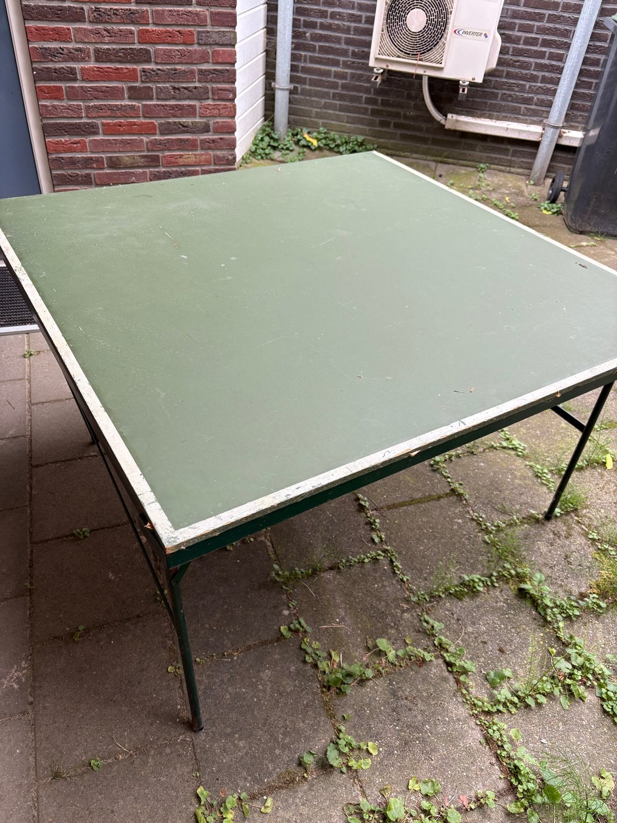 Gebruikte inklapbare tafeltennistafel voor buiten, Sport en Fitness, Tafeltennis, Ophalen, Gebruikt, Tafel Outdoor, Inklapbaar