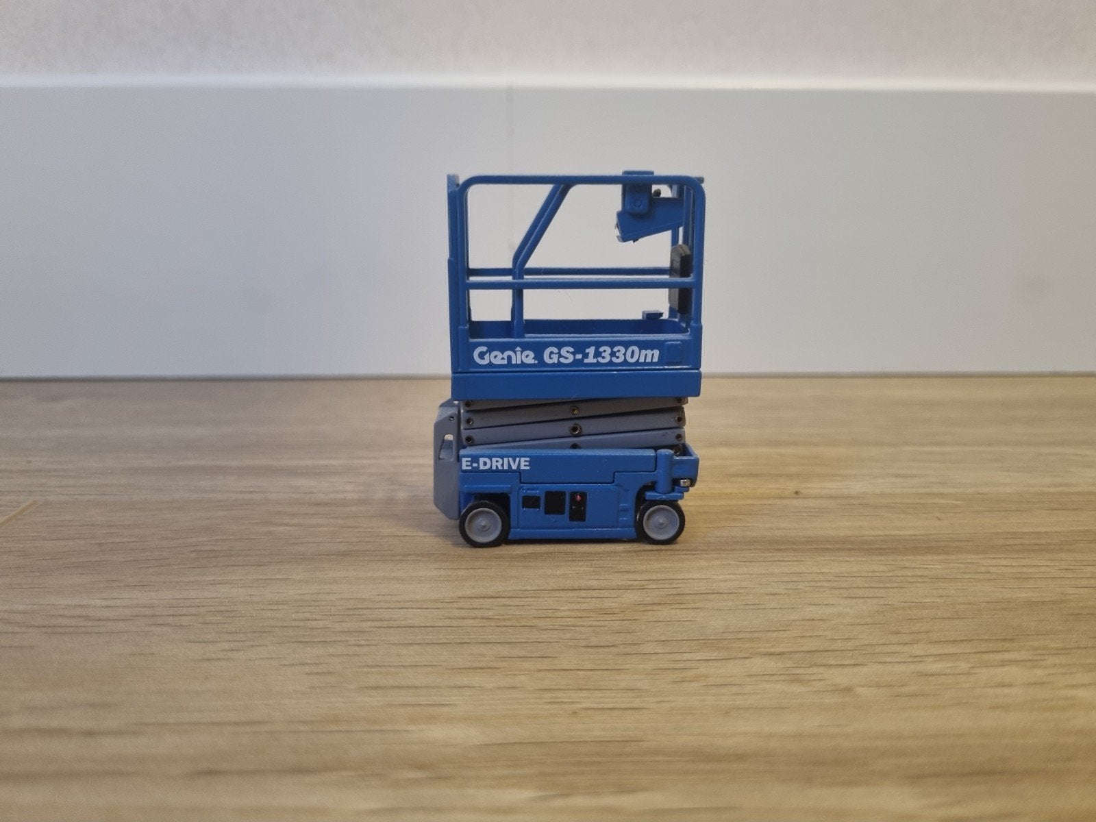 Genie GS 1330M 1:32, Ophalen of Verzenden, Tractor of Landbouw, Overige merken