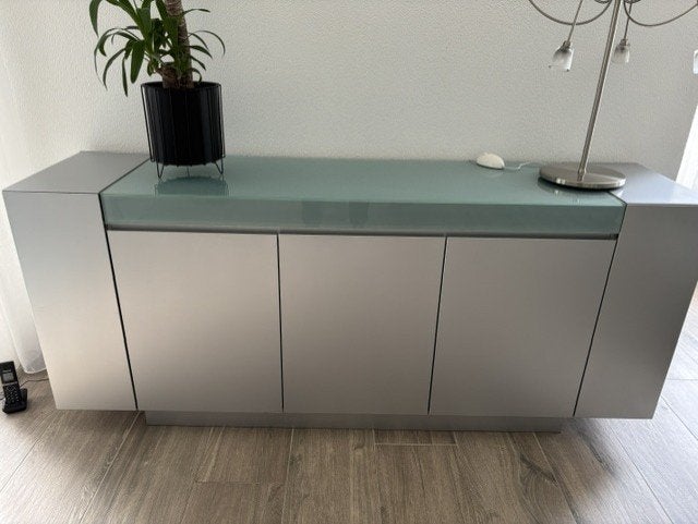 design Dressoir, Ophalen, 150 tot 200 cm, Overige houtsoorten, Zo goed als nieuw