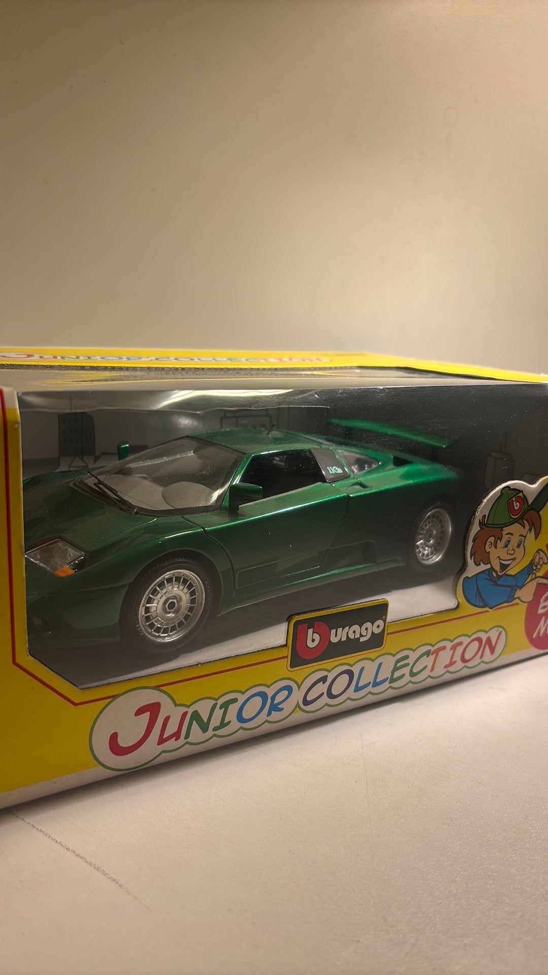 Bugatti eb110 green junior colletion bburago 1.18, Ophalen of Verzenden, Bburago, A, A