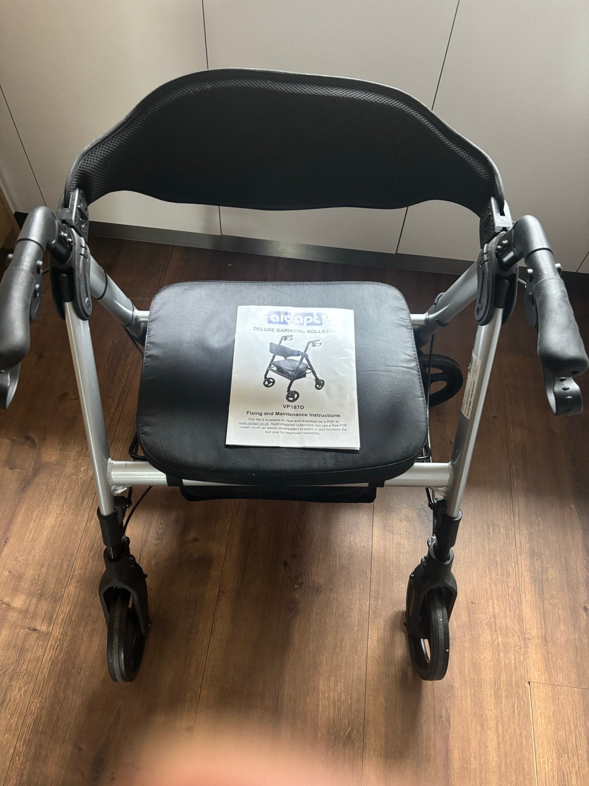 Aidapt lichtgewicht xxl rollator, Ophalen, Lichtgewicht, Gebruikt