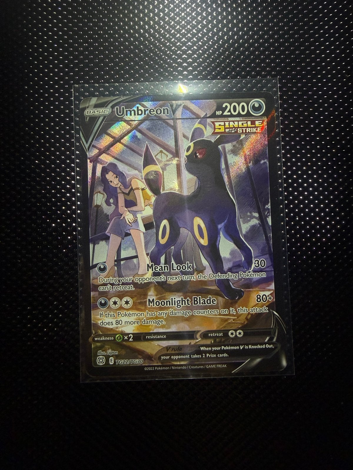 Pokémon Kaart: Umbreon V Full Art (TG22/TG30) Brilliant star, Ophalen of Verzenden, Zo goed als nieuw, Losse kaart, Foil