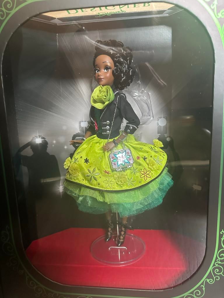 Disney Limited Edition Tiana pop - The Princess and the Frog, Verzamelen, Disney, Zo goed als nieuw, Beeldje of Figuurtje, Pocahontas of Kl. Zeemeermin