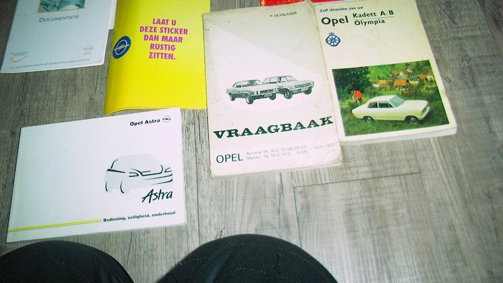 Folders Vraagbaak Opel Manta Kadett Capri Simca Audi en meer, Ophalen of Verzenden