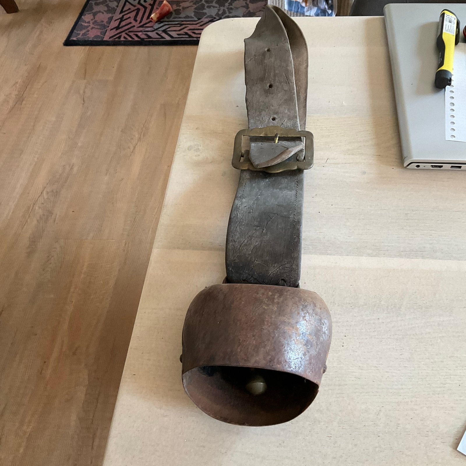 koebel met lederen riem, Antiek en Kunst, Curiosa en Brocante, Ophalen