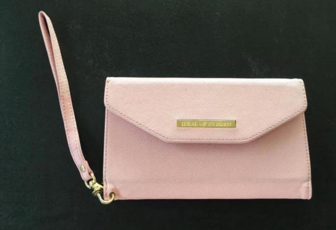 Ideal of Sweden Saffiano pink NIEUW hoesje iPhone 8 Plus, Telecommunicatie, Magnetische sluiting, Kaarthouder, Nieuw, Ideal of Sweden