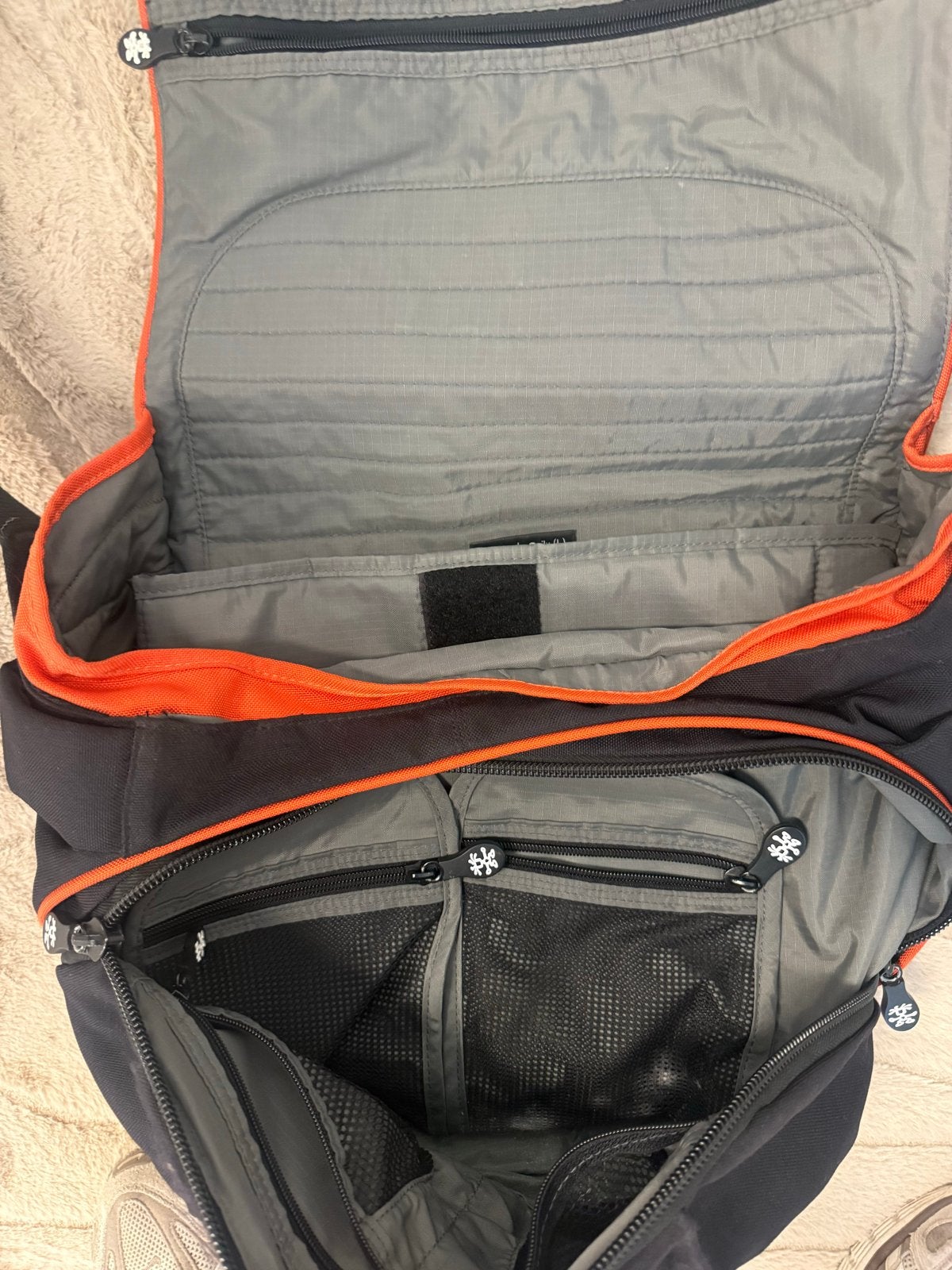 Crumpler Fourninety Daily L cameratas - Zwart, Gebruikt, Ophalen, Gebruikt, Gevoerd, Zwart