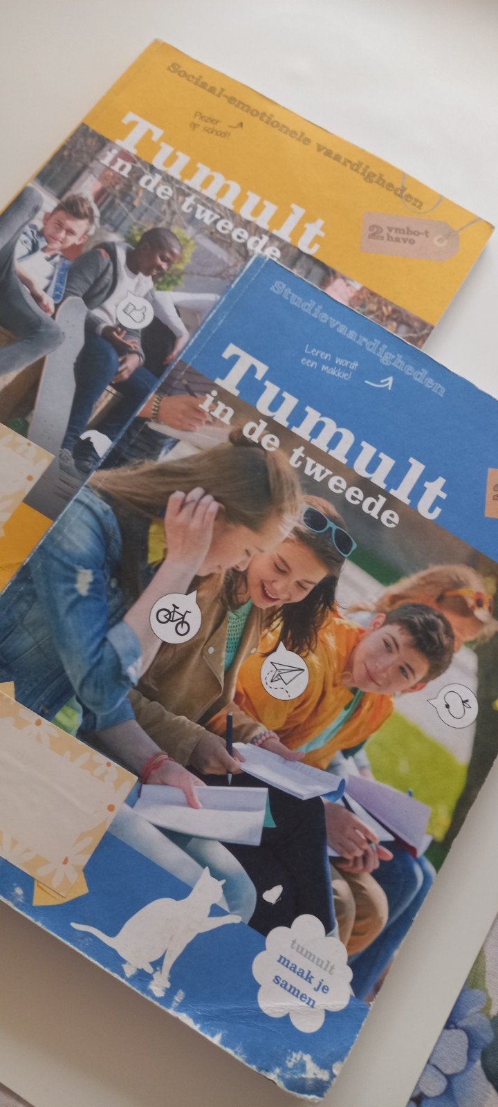 Tumult in de Tweede - Set van 2 Boeken (VMBO/HAVO), Ophalen of Verzenden, Zo goed als nieuw, VMBO