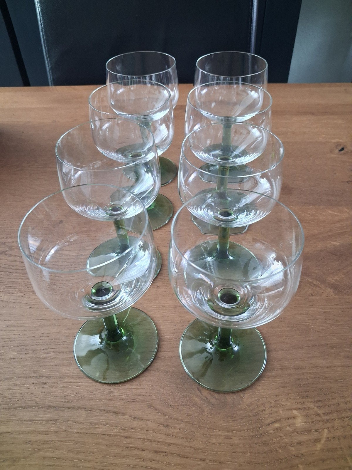 Vintage wijnglazen met groene steel - 8 stuks, Verzamelen, Ophalen of Verzenden, Zo goed als nieuw, Overige typen