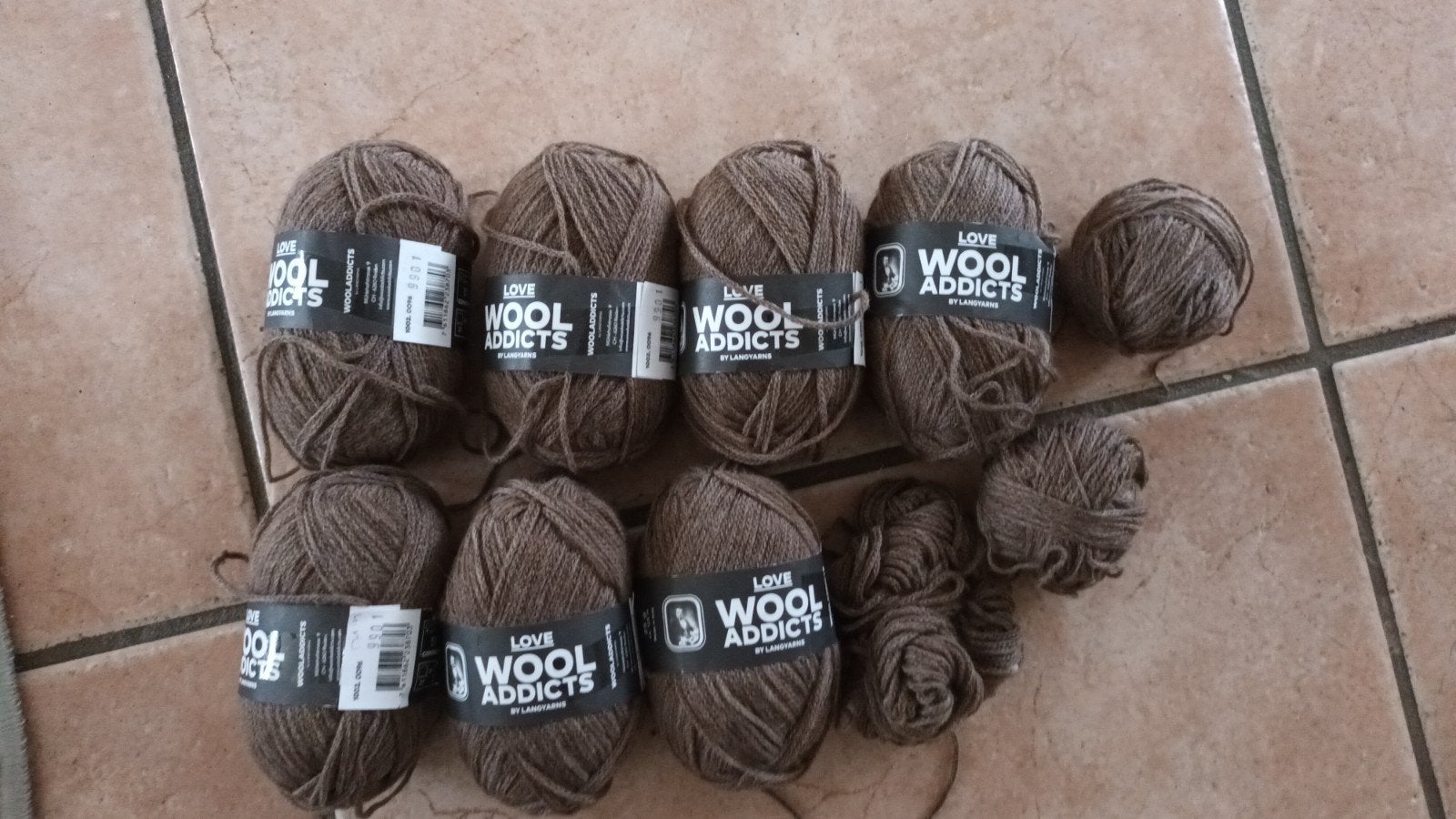bollen 92 %wol, Ophalen, Nieuw, Breien of Haken, Wol of Garen