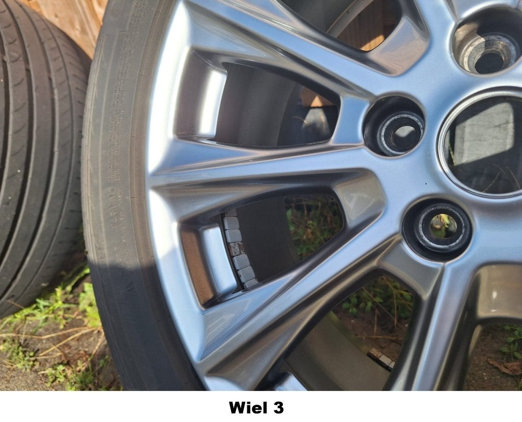 Foto 12 van Originele 18 Inch velgen Ford Kuga Vignale