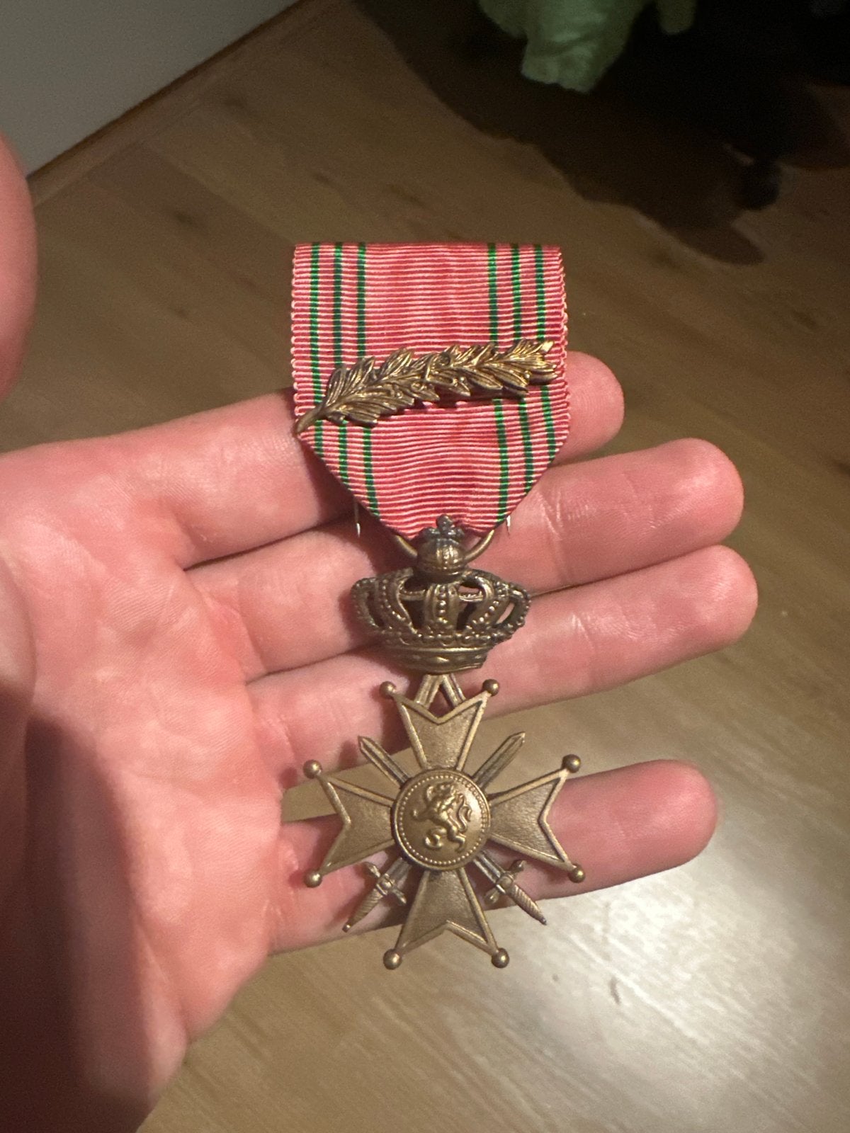 Oorlogskruis 1940 met palm (Croix de Guerre 1940), Verzamelen, Ophalen of Verzenden, Overige soorten, Overige gebieden, Lintje, Medaille of Wings