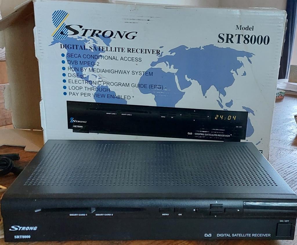 Strong SRT8000 Digitale Satellietontvanger, Audio, Tv en Foto, Ophalen of Verzenden