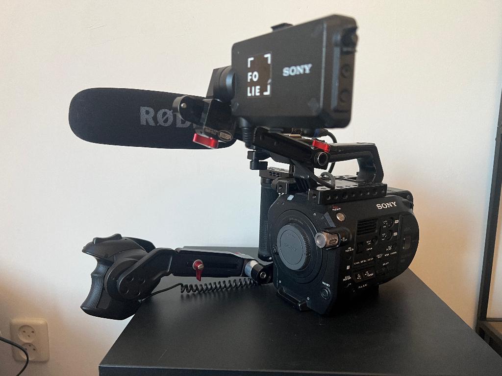 Sony FS7 MK1 met vele accessoires en koffer, Audio, Tv en Foto, Professionele Audio-, Tv- en Video-apparatuur, Ophalen, Gebruikt