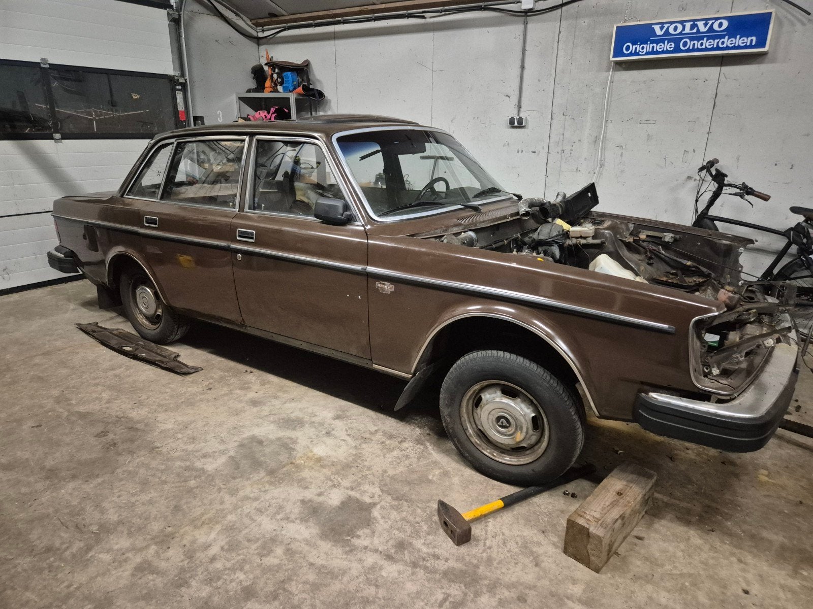 volvo 240/264 casco Rollend Remmend Sturend met plaatwerk, Auto-onderdelen, Ophalen, Voor, Volvo, Deur