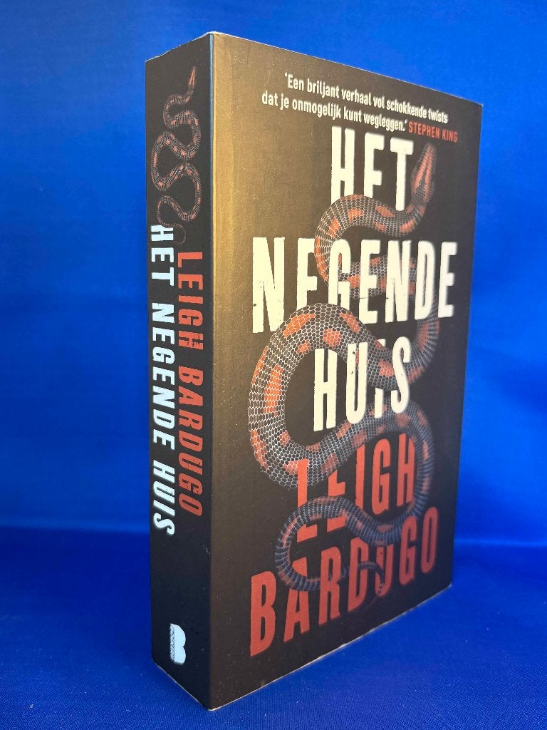 Leigh Bardugo - Het negende huis (ZGAN), Boeken, Fantasy, Ophalen of Verzenden, Zo goed als nieuw, Leigh Bardugo