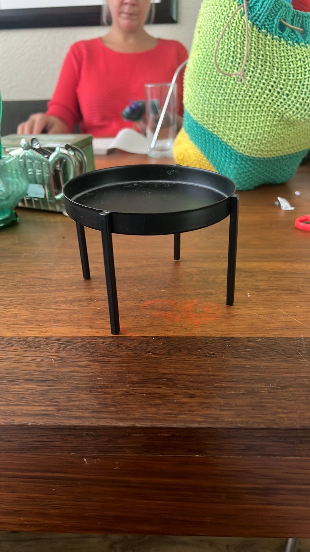Metale standaart/tafeltje voor bloempot of kaars, Rond, Ophalen of Verzenden, Zo goed als nieuw, Aardewerk