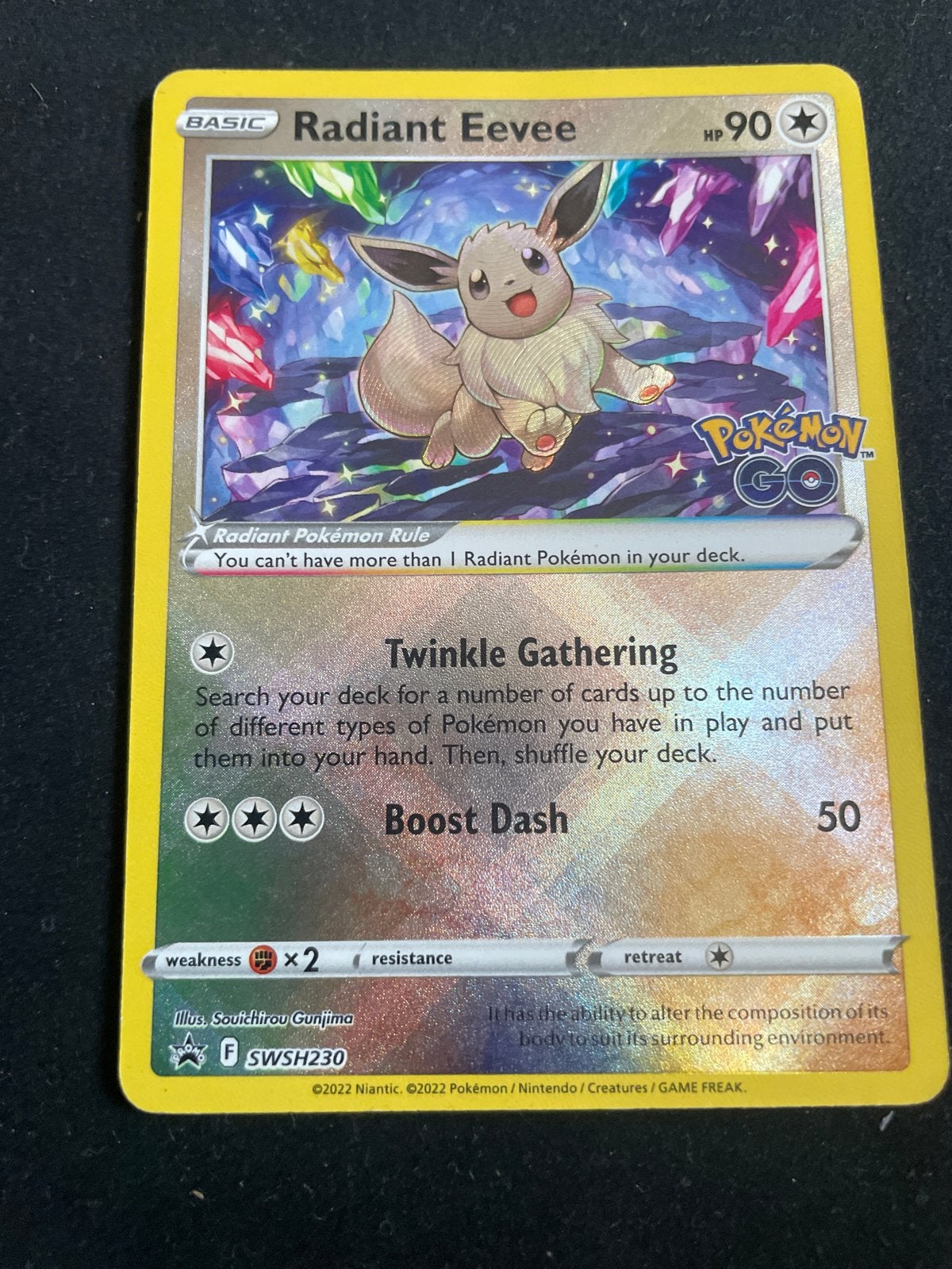 Pokémon TCG: Radiant Eevee (SWSH230) - Pokémon GO, Ophalen, Zo goed als nieuw, Losse kaart, Foil