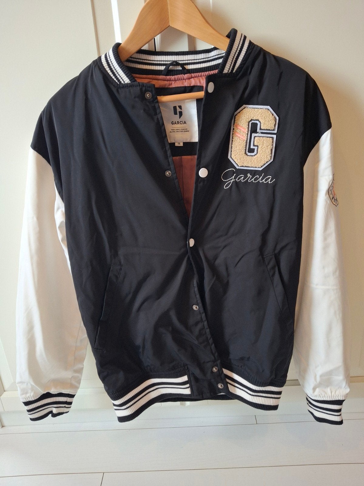 Garcia varsity jacket zo goed als nieuw met binnenzak, Ophalen of Verzenden, Zo goed als nieuw