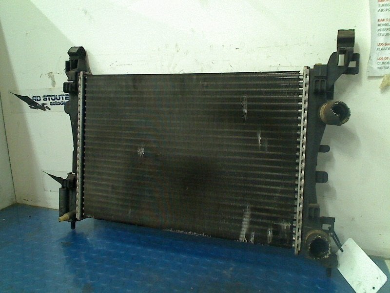 Radiateur Opel Corsa D (2006-07/2010-12) 55701408, Gebruikt, Bahnhofsplatz, Rüsselsheim am Main 65423, , Duitsland, Opel, Opel Automobile GmbH