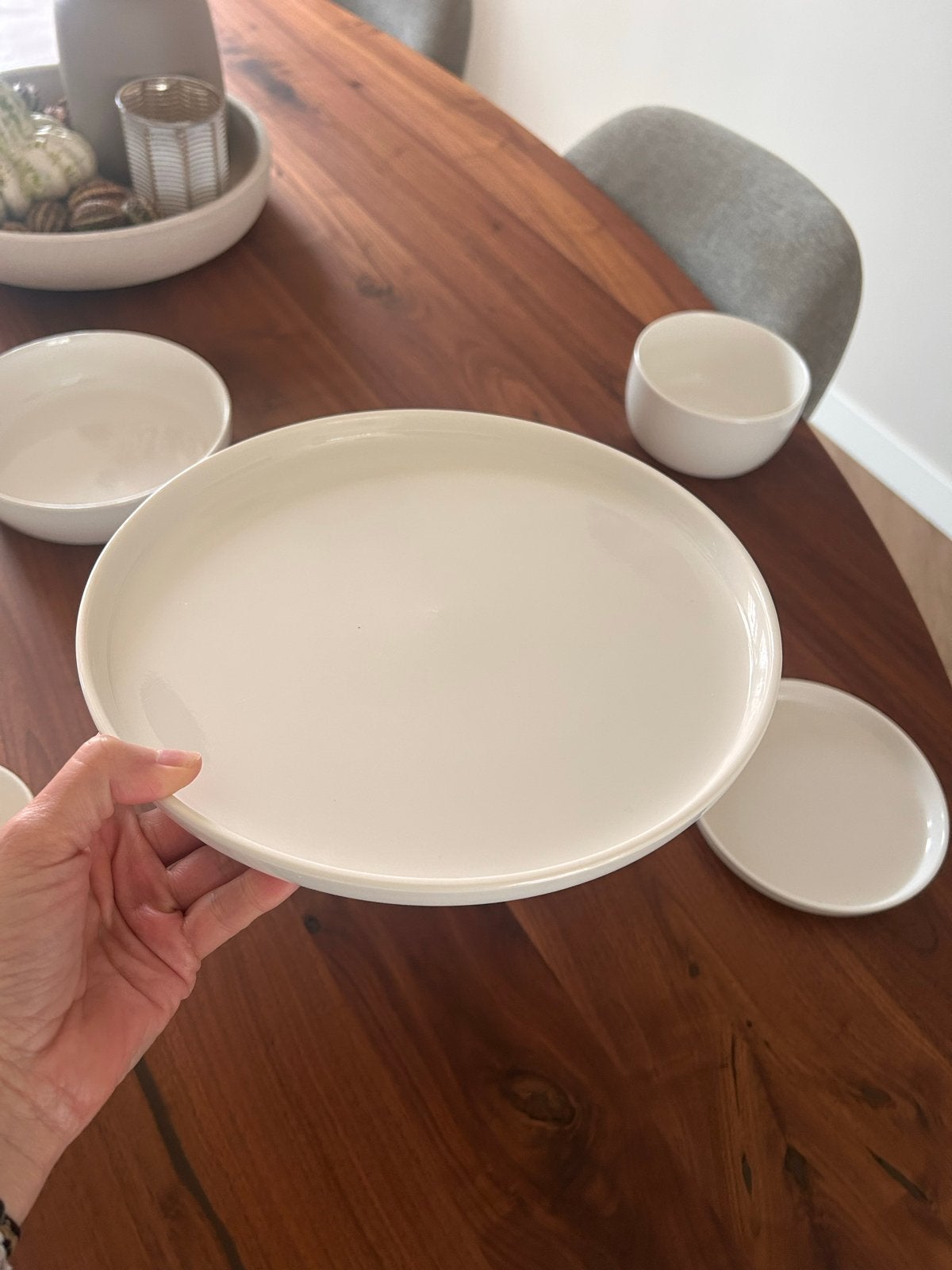 Nieuw servies van Action - 42-delig bordenset, Ophalen, Nieuw, Overige merken, Compleet servies