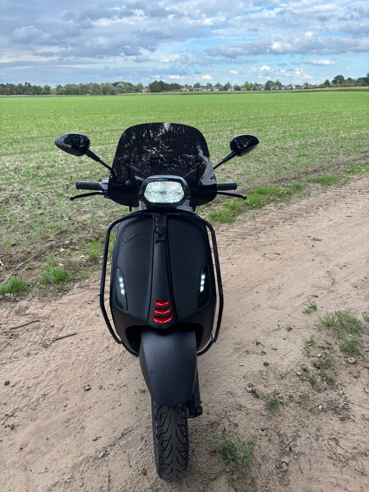 Vespa Sprint 50 Mat Zwart - Zo goed als nieuw, Ophalen, Overige modellen, Maximaal 45 km/u, Zo goed als nieuw