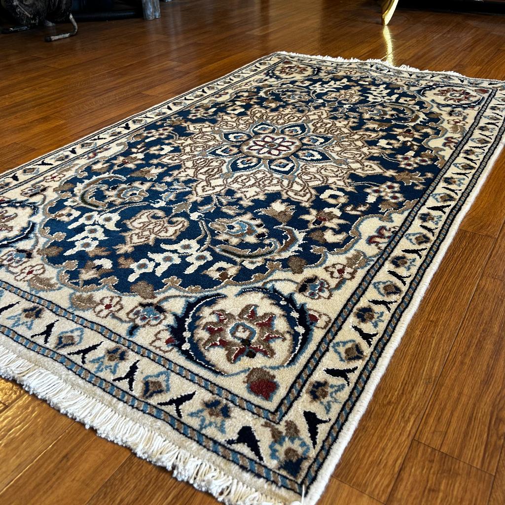 Trendy origineel Perzisch tapijt – 146 x 85 cm – Nain, TTM Wonen, Meubels – (Perzische) Tapijten en Woonaccessoires, 100 tot 150 cm