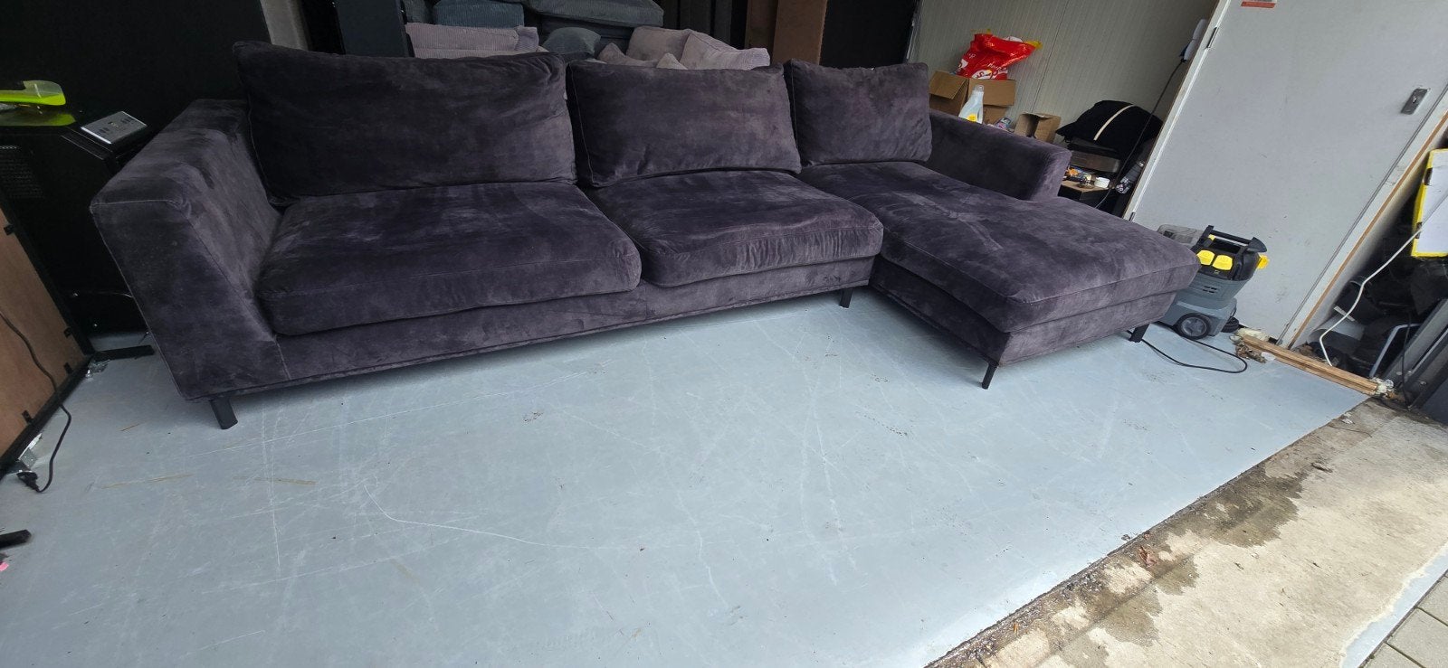 Hoekbank Antraciet Velvet Carmen - 326x175 cm, Gebruikt, Onbekend, 300 cm of meer, Ophalen of Verzenden
