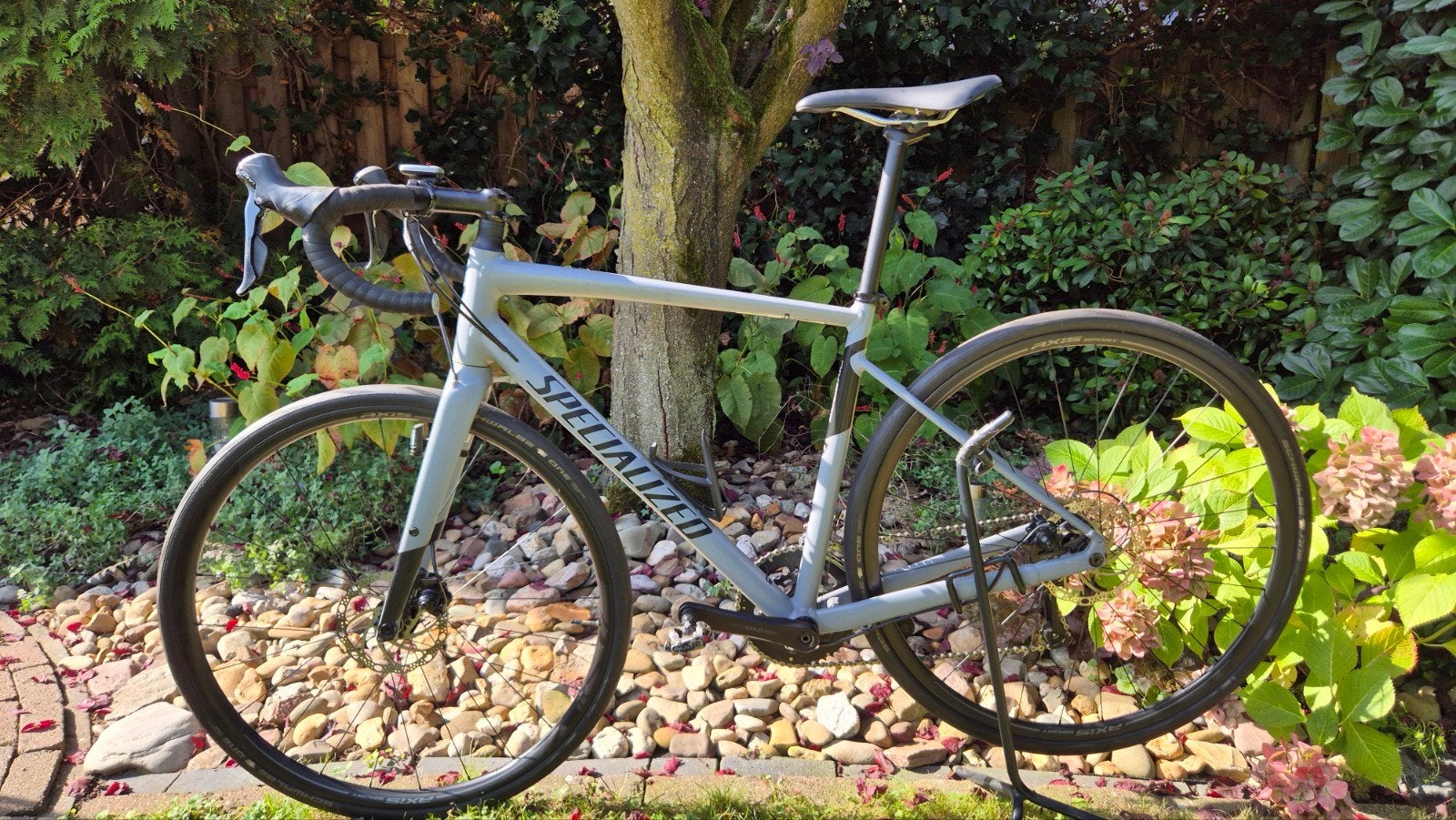 Foto 3 van Specialized Diverge 56 Allu frame Matgrijs