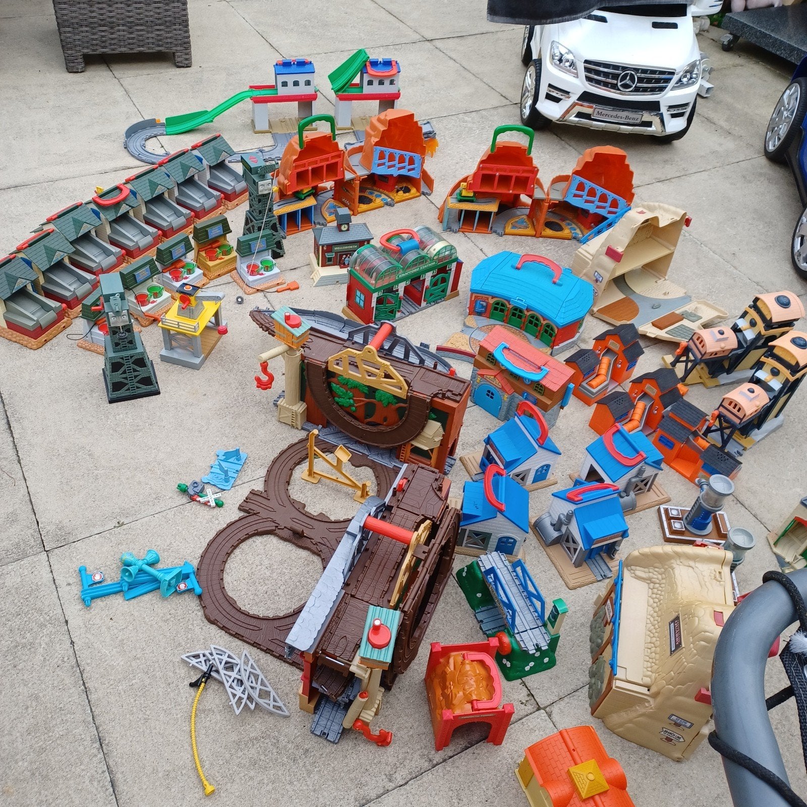 MEGAVEEL thomas de trein ,speelsets,rails,190 treintjes 225€, Ophalen, Gebruikt