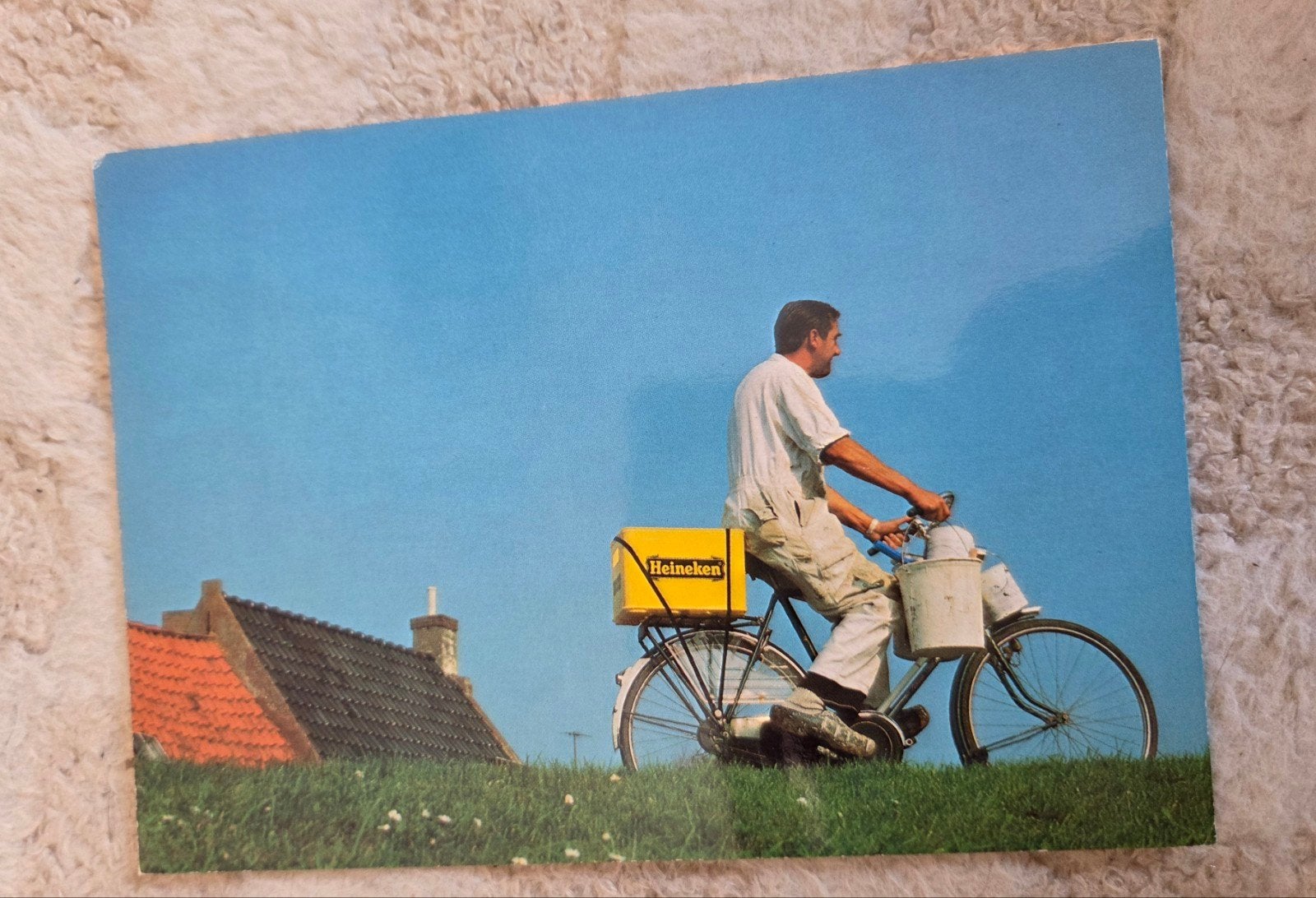 Heineken - Man op Fiets met kratje bier, Verzenden, 1960 tot 1980, Gelopen, Overige thema's