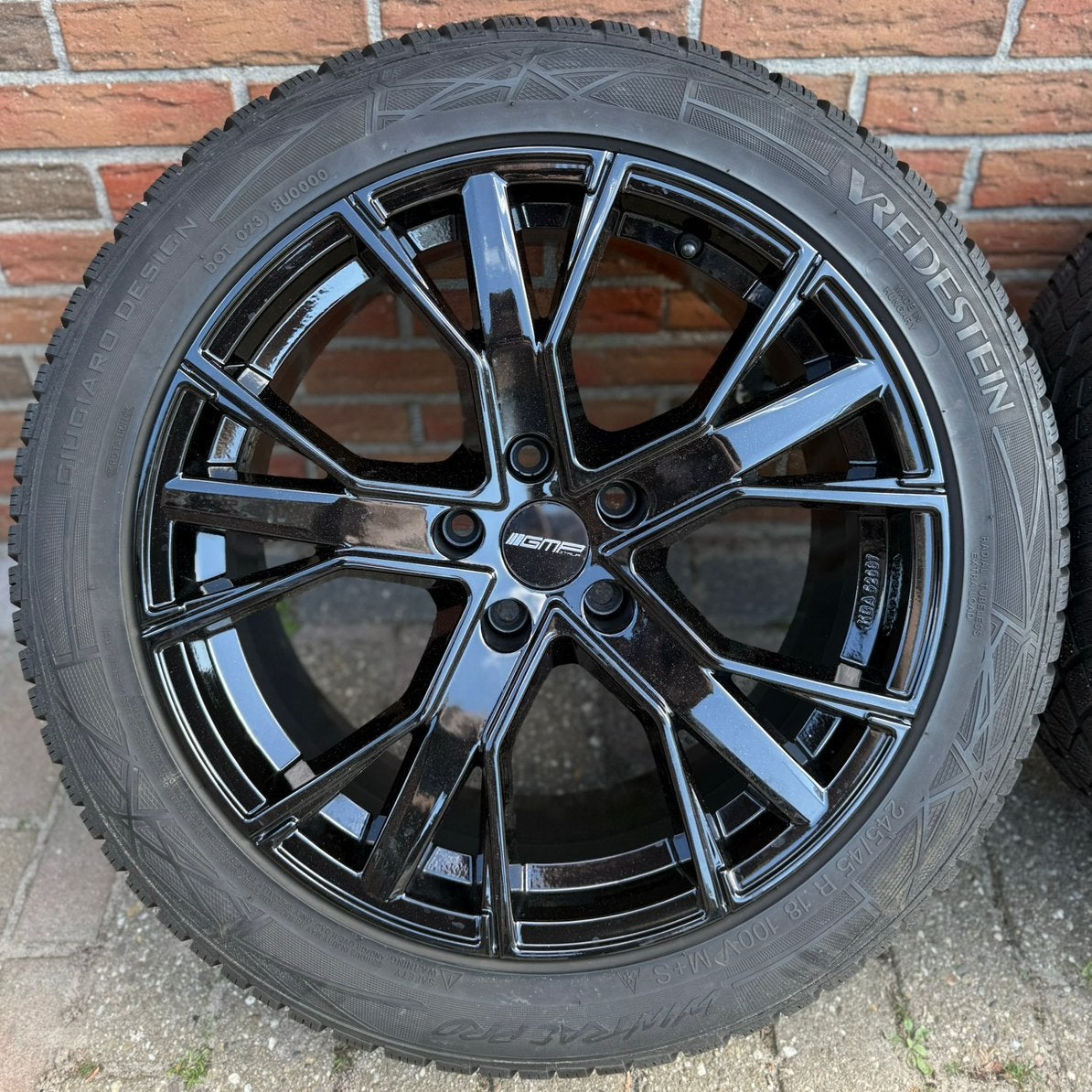 ✅ Audi A4 A5 Gunner Als Nieuw + Vredestein als nieuw 18”, Auto-onderdelen, Banden en Velgen, Ophalen, 18 inch, Banden en Velgen